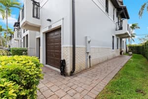 10470 NW 58th Terrace, Doral, FL 33178, Sold 06/06/25
