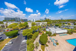 20400 W Country Club Dr 812, Aventura, FL 33180 - MLS#A11790820