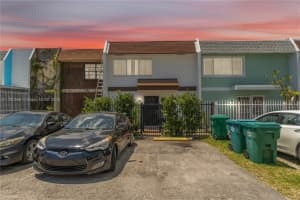 508 Nw 11th St, Miami