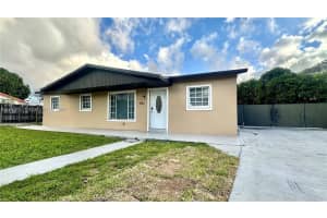 5020 Nw 170th St, Miami Gardens