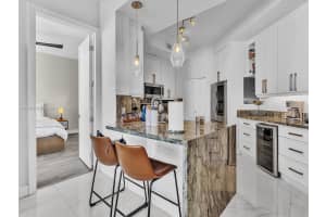 888 Brickell Key Dr APT 2709, Miami, FL 33131, Sold 08/29/25