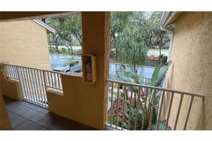 906 Coral Club Dr, Coral Springs, FL 33071, Sold 05/23/25