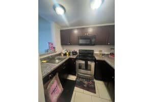 482 Nw 165th St Rd A203, Miami