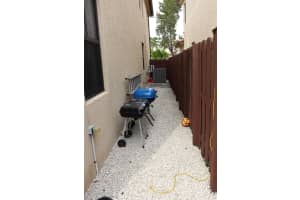 10032 NW 87th Ter 10032, Doral, FL 33178 - MLS#A11790973