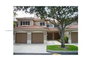 2405 Nw 97th Ter, Pembroke Pines