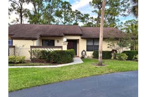 120 Roselle Ct Royal Palm Beach, FL 33411 - MLS#A11791193