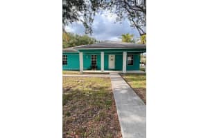 6001 Sw 66th St, South Miami