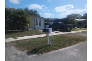 3024 SW 51st St, Fort Lauderdale, FL 33312, - MLS#A11791358