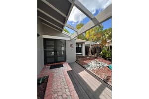 13686 SW 116th Ln, Miami, FL 33186, Sold 08/19/25