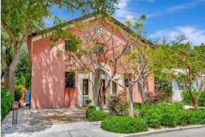 2760 Kirk St, Miami, FL 33133, Sold 08/25/25