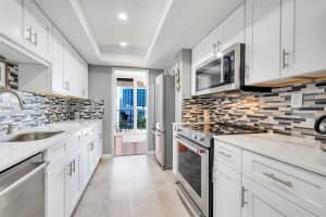 2881 NE 33rd Ct, Fort Lauderdale, FL 33306, Sold 05/23/25