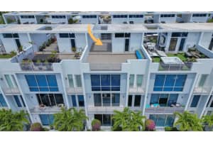 2725 NE 1st St, Pompano Beach, FL 33062, - MLS#A11791578