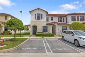 3289 W 106th Ter, Hialeah