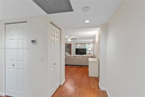 300 Sw 130th Ter 203b Pembroke Pines, FL 33027 - MLS#A11791688