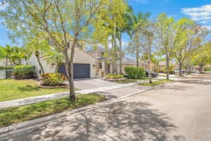 943 Golden Cane Dr, Weston, FL 33327, Sold 06/20/25