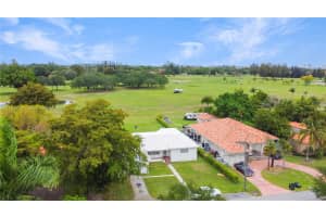 1025 Hunting Lodge Dr, Miami Springs, FL 33166 - MLS#A11791779