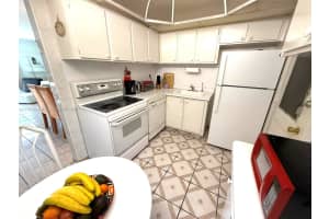 1355 NE 167th St APT 302, Miami, FL 33162, - MLS#A11791809