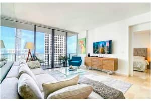 68 Se 6th St 1807, Miami