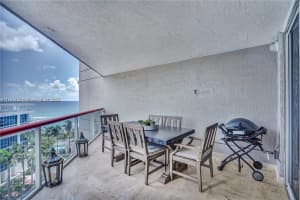 6767 Collins 901, Miami Beach