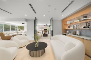 5255 Collins Ave APT 2J, Miami Beach, FL 33140, - MLS#A11791892