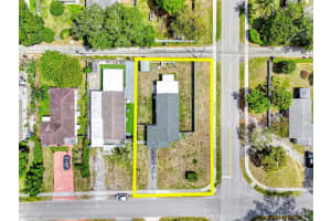 1595 NE 174th St, North Miami Beach, FL 33162, Sold 08/25/25