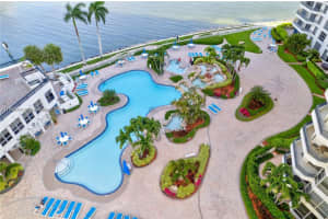 19101 NE 36th Pl, Aventura, FL 33180, Sold 06/27/25