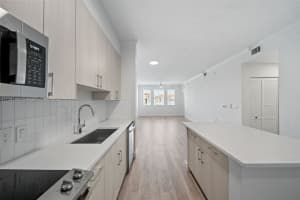 10170 SW 7th St 31-411, Pembroke Pines, FL 33025 - MLS#A11791963