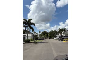 1550 E Golfview Dr, Pembroke Pines, FL 33026, Sold 06/06/25