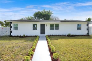 439 Sw 17th Ter, Homestead