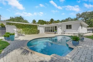 102 Ne 94th St, Miami Shores