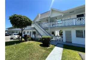 50 Nw 204th St 24, Miami Gardens