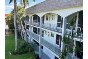 581 Blue Heron Dr, Hallandale Beach, FL 33009, Sold 05/29/25