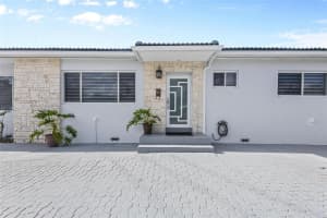 9365 Sw 44th St Miami, FL 33165 - MLS#A11792289