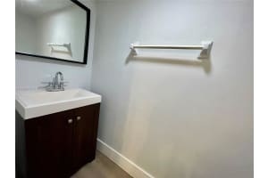 3680 Inverrary Dr 2b Lauderhill, FL 33319 - MLS#A11792317