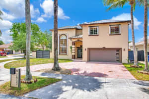 16732 NW 89th Pl, Miami Lakes, FL 33018, Sold 08/28/25