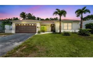 8425 Southampton Dr, Miramar, FL 33025, Sold 06/03/25
