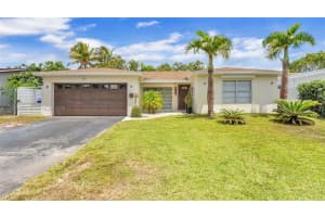 8425 Southampton Dr, Miramar, FL 33025, Sold 06/03/25