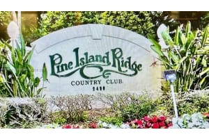 2141 Sw 93rd Way 704, Davie