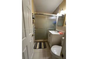 650 W 23rd St, Hialeah, FL 33010, Sold 07/22/25