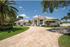 3425 Saddlebrook Ln, Weston