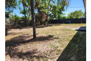 9340 Martinique Dr, Cutler Bay, FL 33189 - MLS#A11792484