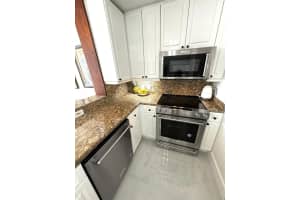 808 Brickell Key Dr 3007 Miami, FL 33131 - MLS#A11792494