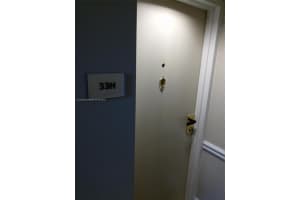 555 NE 15th St, Miami, FL 33132, Sold 07/01/25