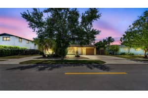 19241 Sw 93rd Rd, Cutler Bay