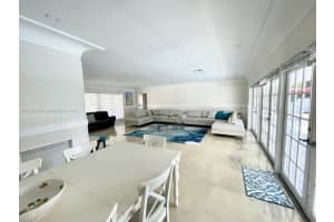 416 N Rainbow Dr Hollywood, FL 33021 - MLS#A11792528