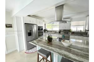 416 N Rainbow Dr Hollywood, FL 33021 - MLS#A11792528
