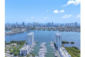 17301 Biscayne Blvd 1108 Aventura, FL 33160 - MLS#A11792577