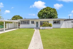 1361 Nw 98th Ter, Miami