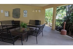 5156 Ne 6th Ave 205, Oakland Park