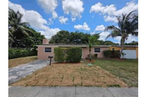2821 N 74th Ave, Hollywood